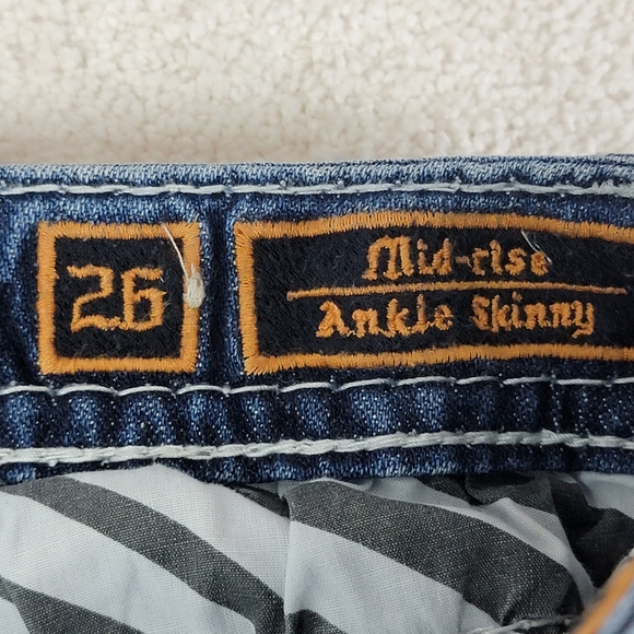 Rock Revival Peacoat Mid Rise Distressed Ankle Skinny Denim Blue Jeans Sz 26 - Picture 11 of 16